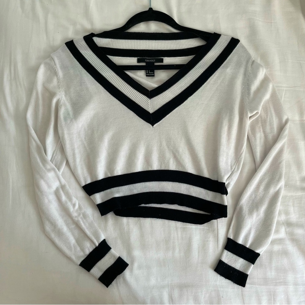 Forever 21 White V-Neck Cropped Sweater with Black Stripes